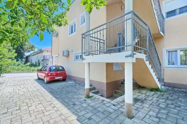 Apartment In Kastel Luksic With Terrace, Air Conditioning, W-Lan, Washing Machine 5107-2 Kaštela 外观 照片